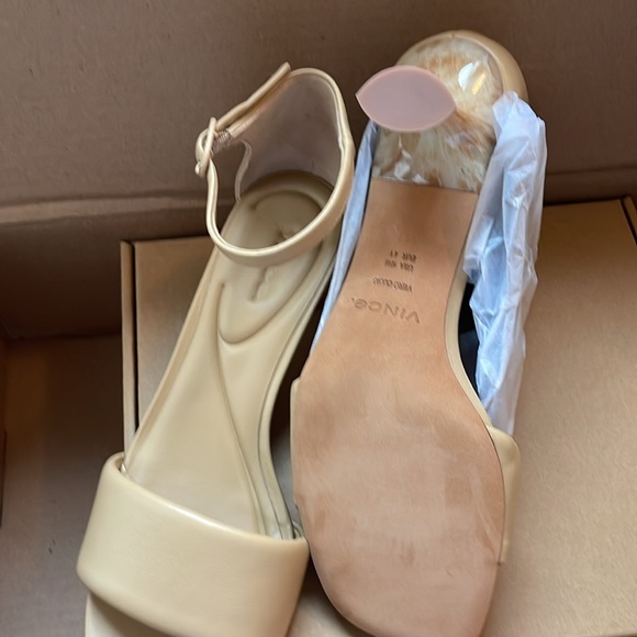 Vince Pepa Leather Heeled Sandal - Picture 3 of 5